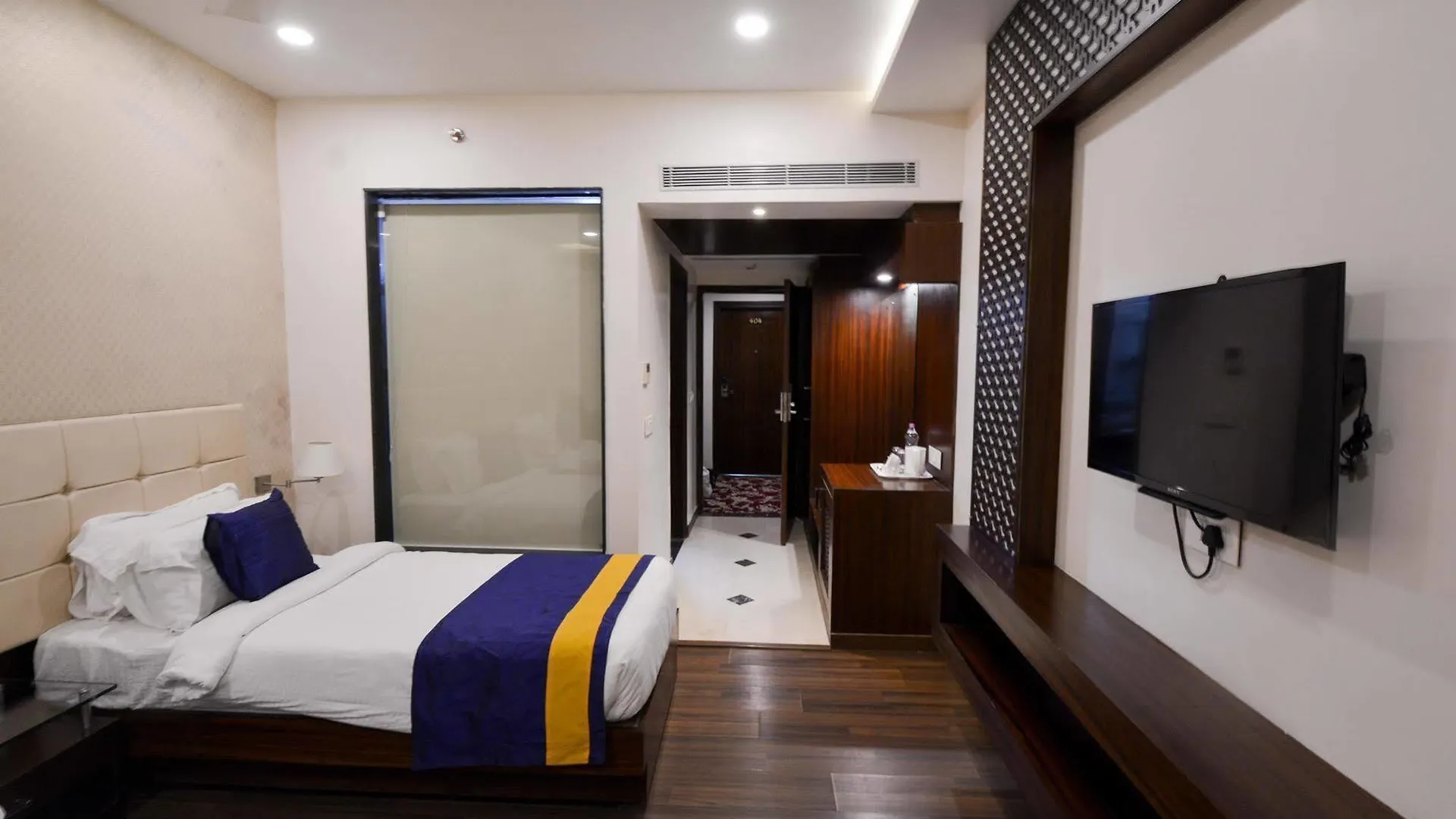 The Westinn Varanasi 4*,